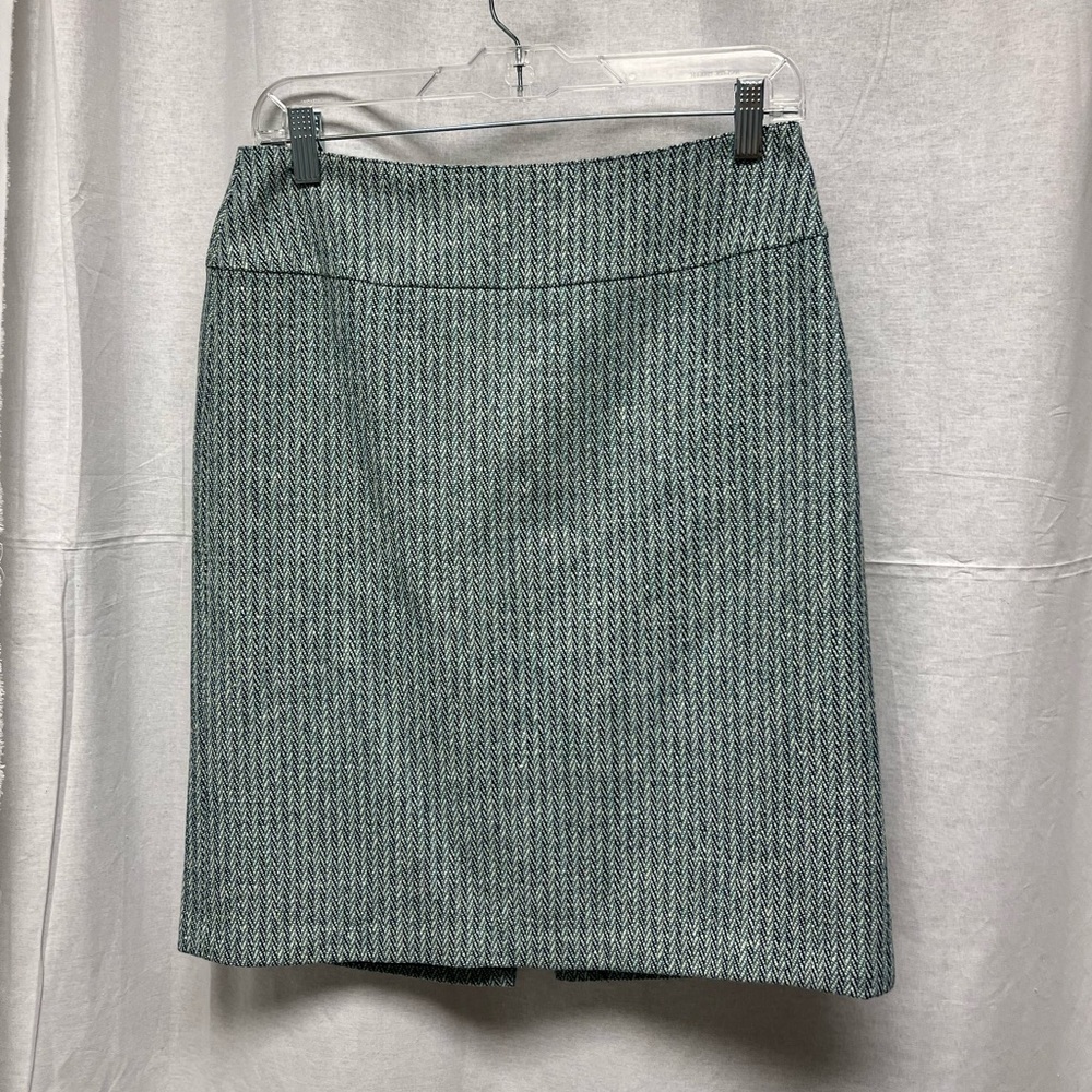 Ann Taylor Loft wool blend, lined aqua-toned skirt, size 4.